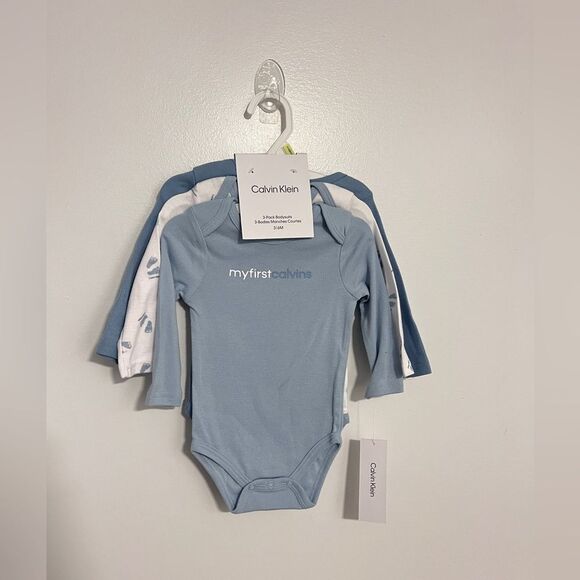 NWT Calvin Klein Baby 3-Pack Bodysuit 3-6 months - Picture 1 of 6